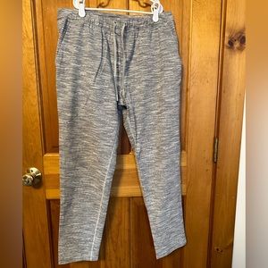 Women’s lululemon sweatpants